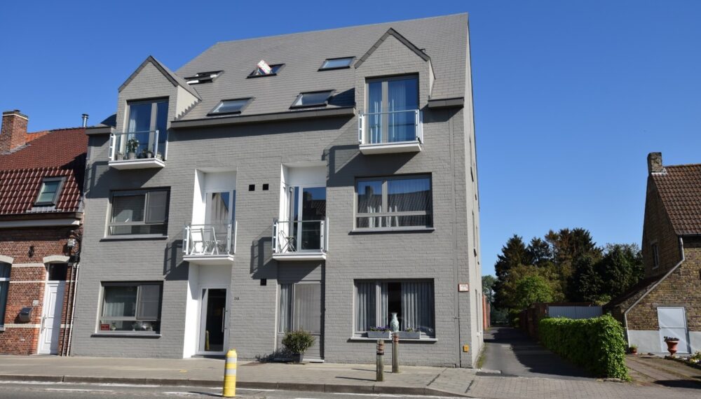 1 2023 07 28 124218 voorgevel voll gebouw